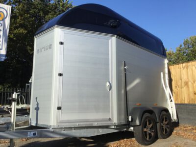Sirius S77 met blauwe kap