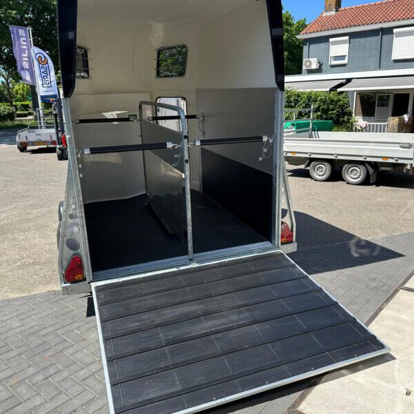 Atec Thensa 2000 zwart met zadelkamer